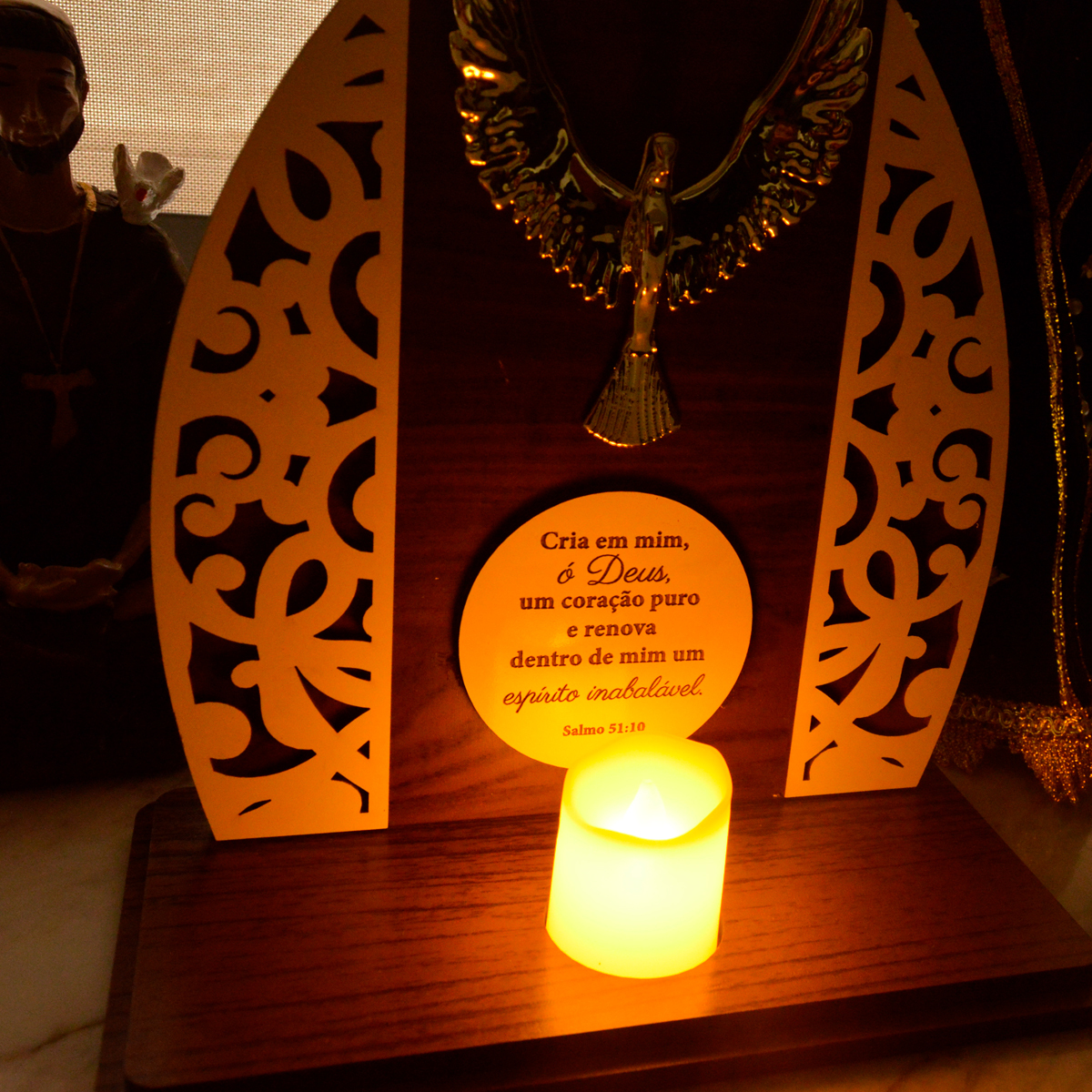Oratrio Espirito Santo com Vela eletronica